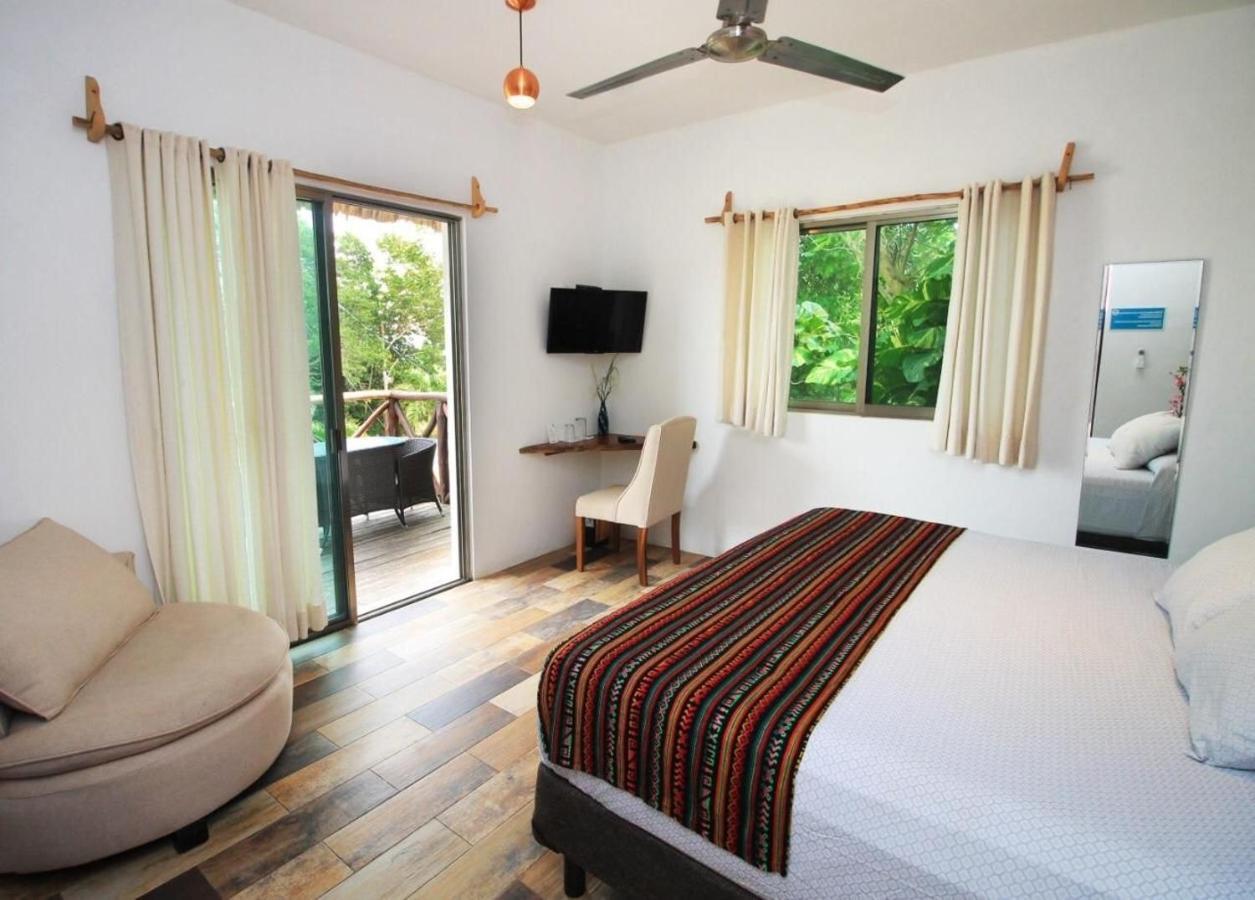 Suites Pancho Villas Bacalar - Lagoon View Exterior foto